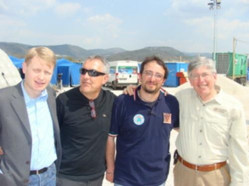 Villa Sant’Angelo, 2010. Con i volontari dell’organizzazione umanitaria “Operation Blessing International” per il sostegno ai terremotati dell'Aquila