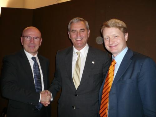 Venezia, Maggio 2008. Al Parco scientifico Vega con l’Ambasciatore degli Stati Uniti, Ronald Spogli, e il direttore Massimo Colomban